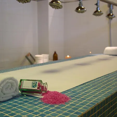 Salugral Termal فندق