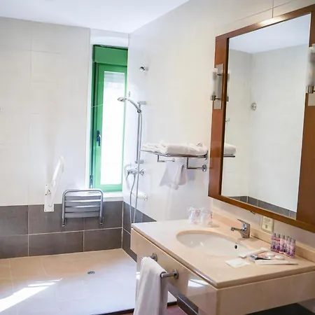 فندق Salugral Termal Hervás