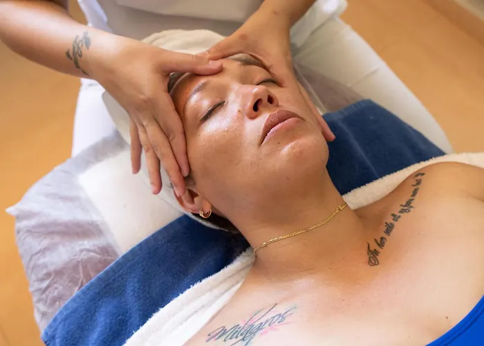 Отель Salugral Termal Хервас